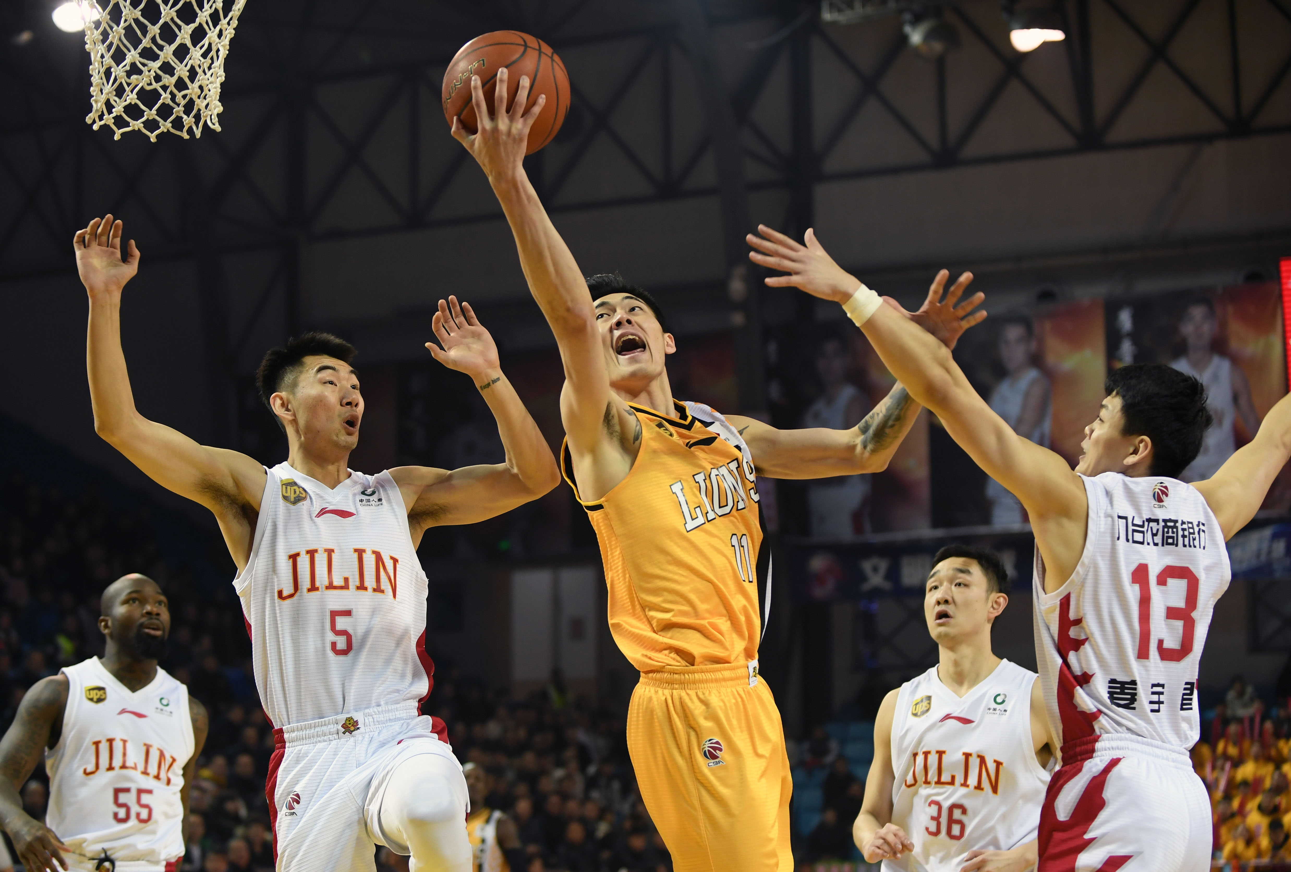 凭借其广阔 凭借其广阔